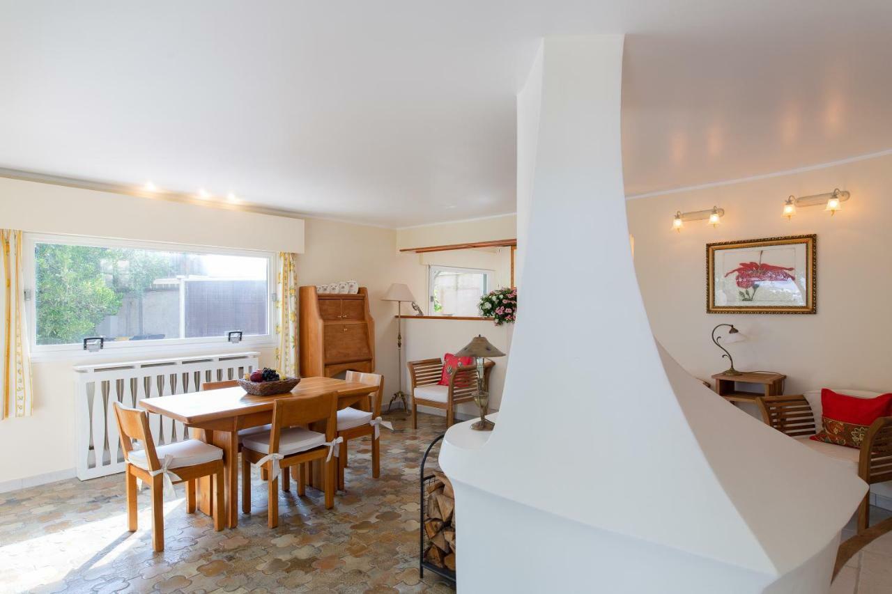 Haus Mit Garten Ueber Der Bucht Von Cannes فالوريس المظهر الخارجي الصورة